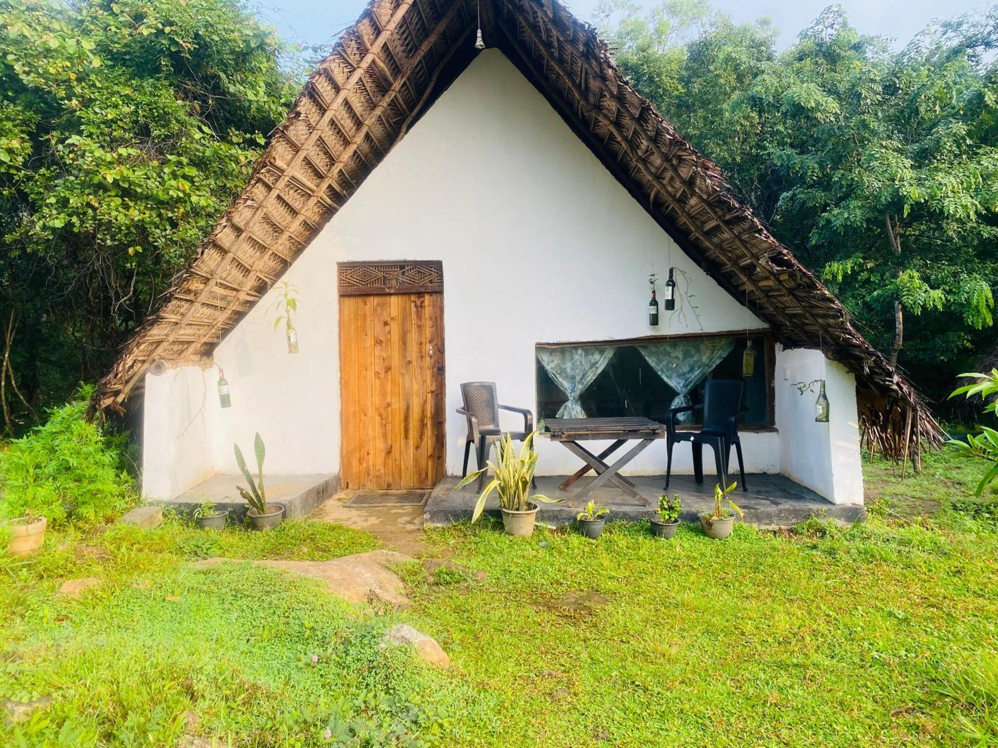 The Forest Edge Resort Dambulla Exterior foto